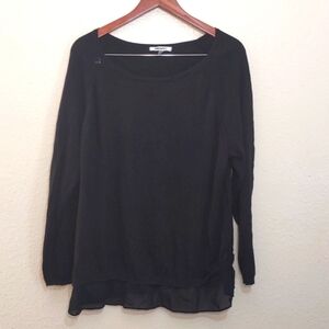 DKNY SLIGHTLY USED LIGHT WEIGHT LONG SLEEVE SWEATER SIZE XXL COLOR BLACK